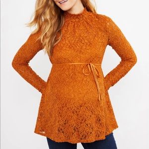 Lace maternity top
